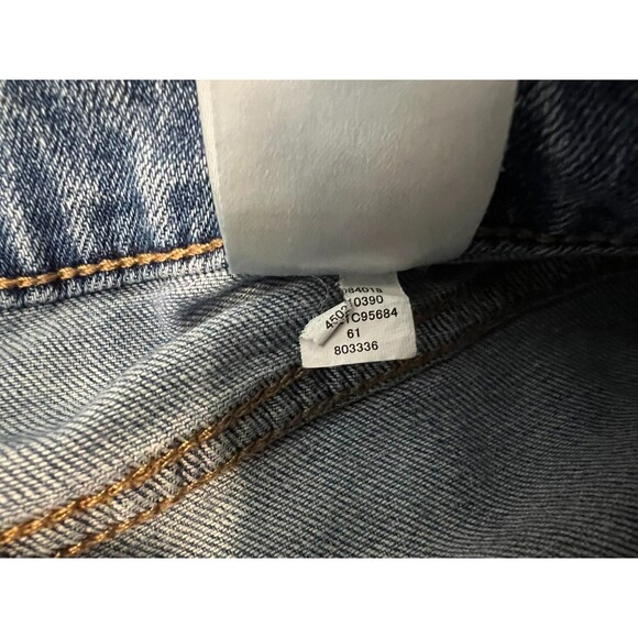 Chico's Boyfriend Ankle Jeans  Size 8r (1) Light Wash Stretch Denim  Boho Casual - Picture 12 of 13